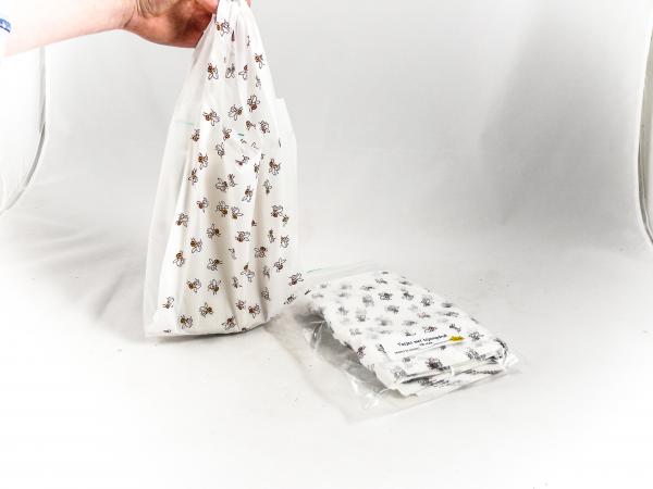 Plastic tasjes (wit) met bijenopdruk per 50